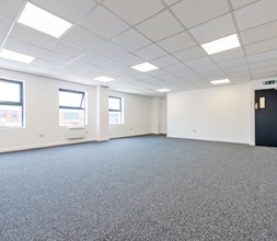 125 Brantwood Rd, Londres à louer Photo intérieure- Image 2 de 2