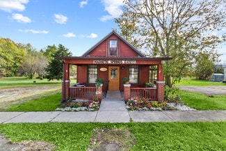 Plus de détails pour 54 S Main St, Magnetic Springs, OH - Commerce de détail à vendre