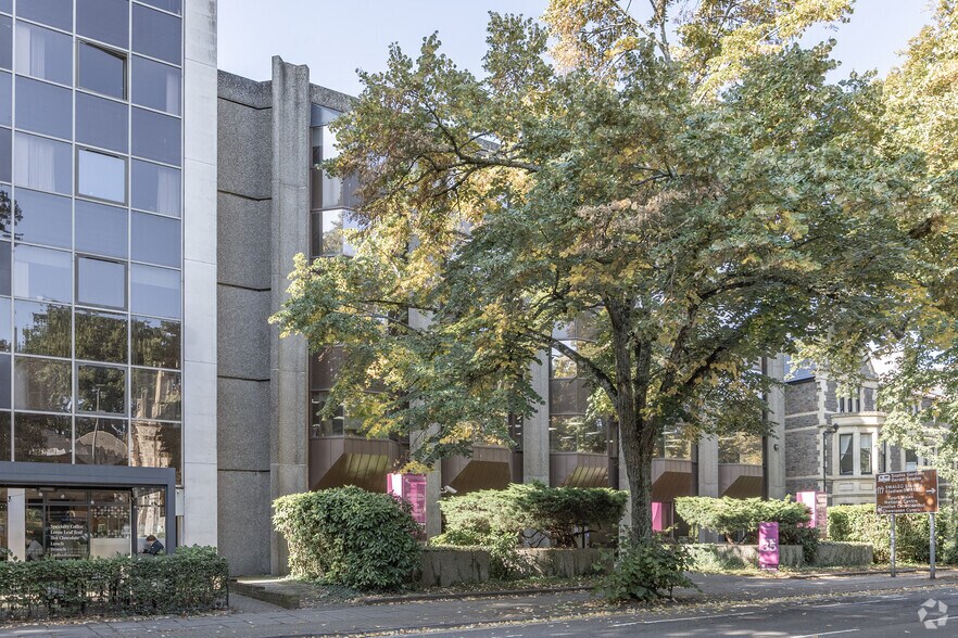 33-35 Cathedral Rd, Cardiff à louer - Photo du bâtiment - Image 2 de 4
