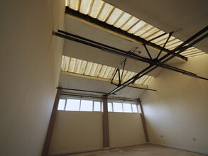 Lawley St, Stoke On Trent for lease Interior Photo- Image 2 of 4