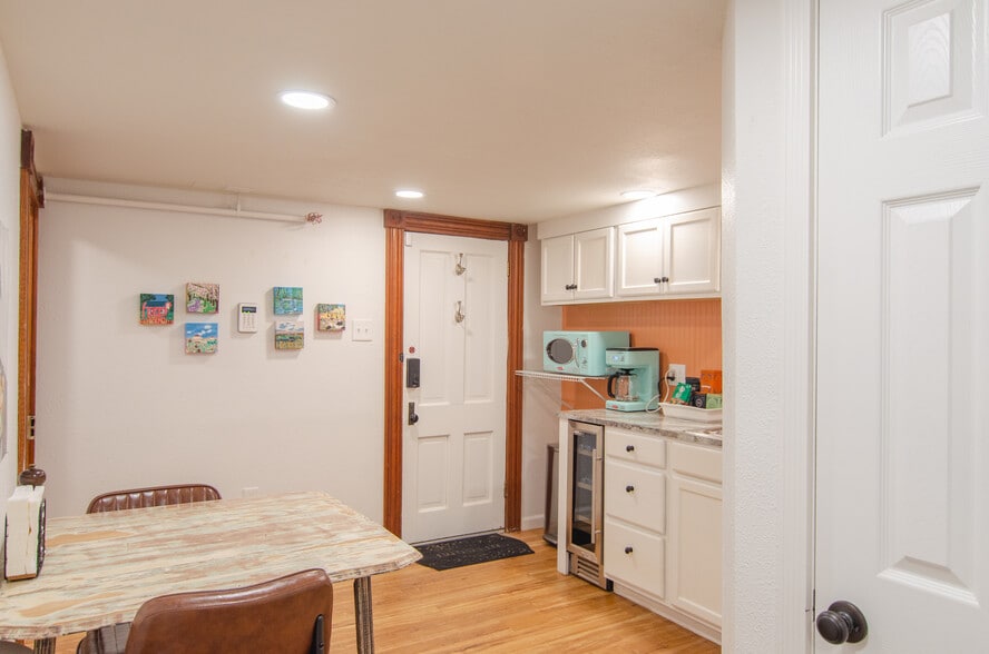 1024 8th St, Greeley, CO for sale - Interior Photo - Image 2 of 70