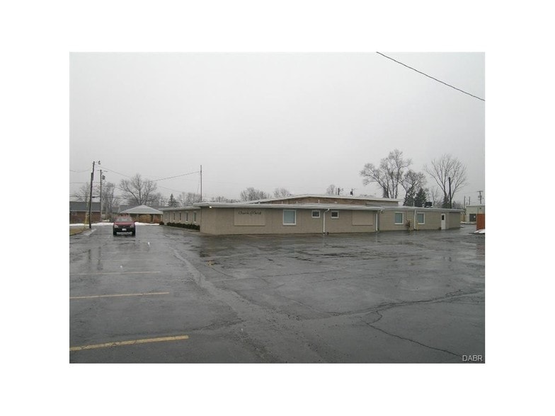 National Road portfolio of 2 properties for sale on LoopNet.ca - Primary Photo - Image 1 of 2