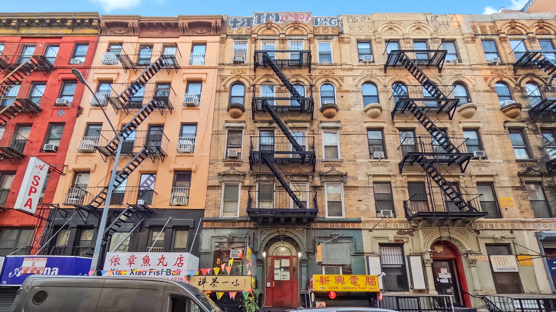 15 Eldridge St, New York, NY à vendre Photo du bâtiment- Image 1 de 1