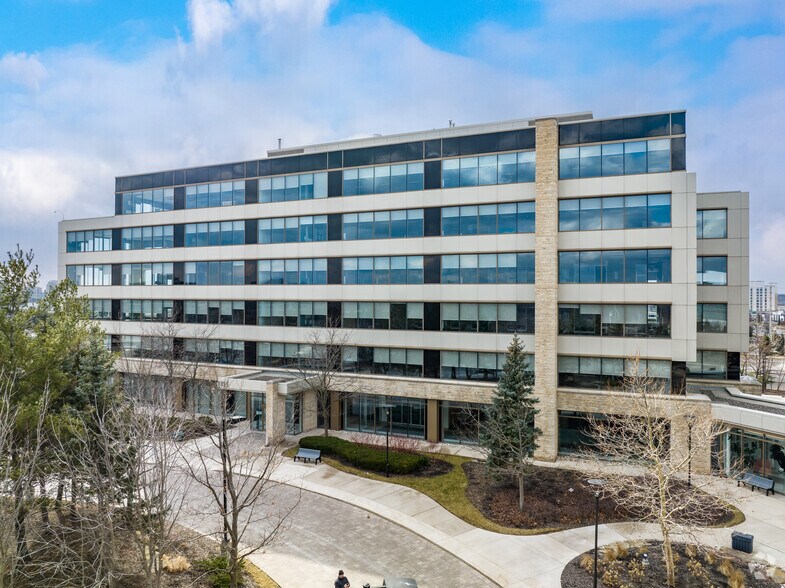 1855 Buckhorn Gate, Mississauga, ON à louer - Photo du bâtiment - Image 3 de 6