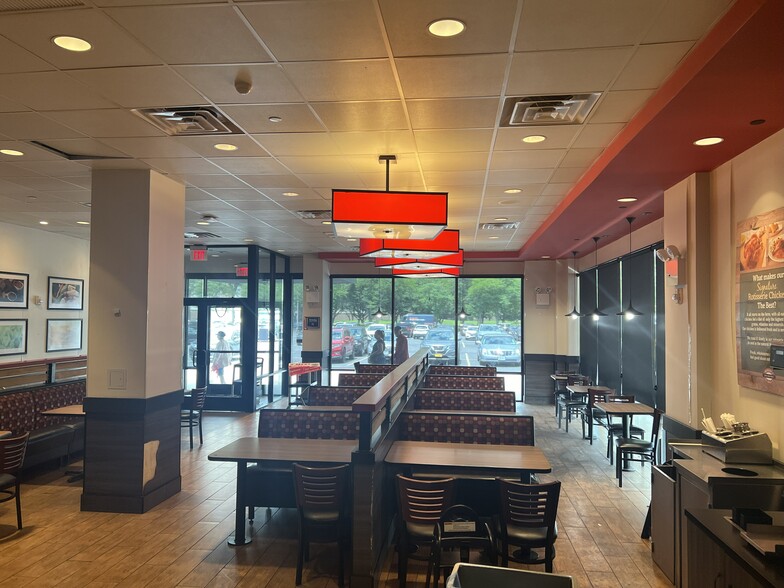 1346-1390 Pennsylvania Ave, Brooklyn, NY for lease - Interior Photo - Image 2 of 5