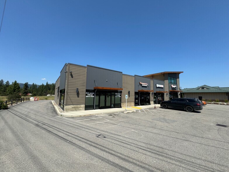 204 W Walnut St, Newport, WA à louer - Photo du bâtiment - Image 3 de 4