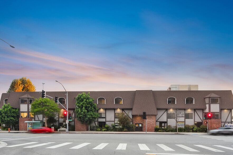 1405 N San Fernando Blvd, Burbank, CA for sale - Building Photo - Image 2 of 7