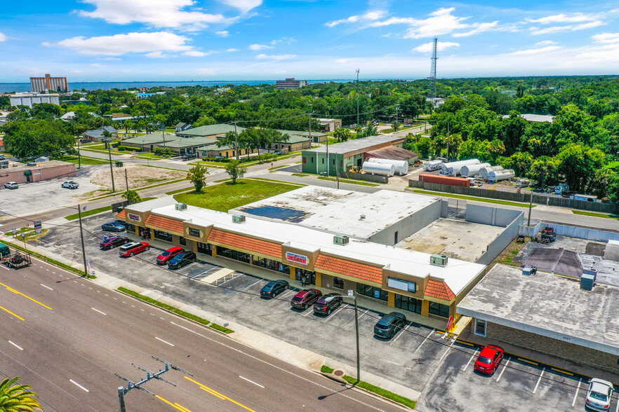 1015 Garden St, Titusville, FL for sale - Building Photo - Image 3 of 9