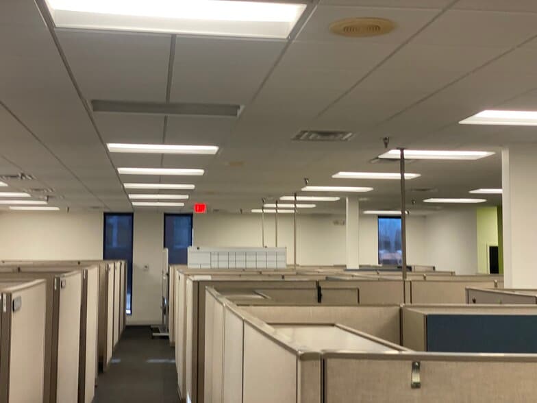 134 N Church St, Rocky Mount, NC for lease - Interior Photo - Image 2 of 10