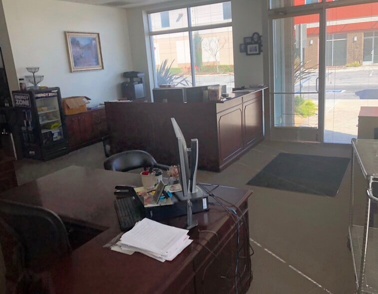 3458 Webster Ave, Perris, CA for lease - Interior Photo - Image 3 of 8