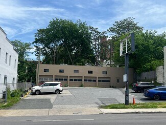 Plus de détails pour 3901 Falls Rd, Baltimore, MD - Commerce de détail à louer