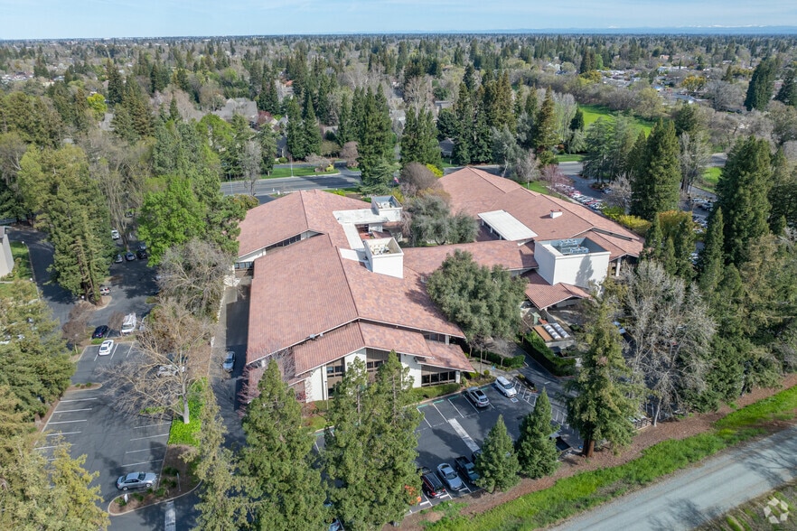 3636-3640 American River Dr, Sacramento, CA for lease - Aerial - Image 2 of 8