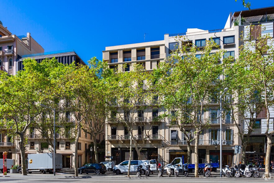 Passeig de Gràcia, 95, Barcelone, Barcelona à louer - Photo du bâtiment - Image 2 de 2