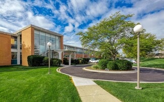 Plus de détails pour 810 Jorie Blvd, Oak Brook, IL - Bureau à louer