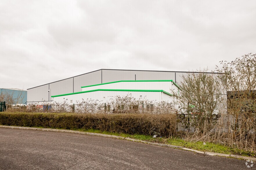 Charbridge Way, Bicester à vendre - Photo du bâtiment - Image 3 de 4