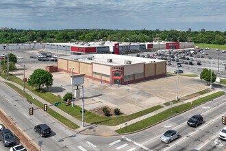 8010 E 51st St, Tulsa, OK - AERIAL  map view - Image1