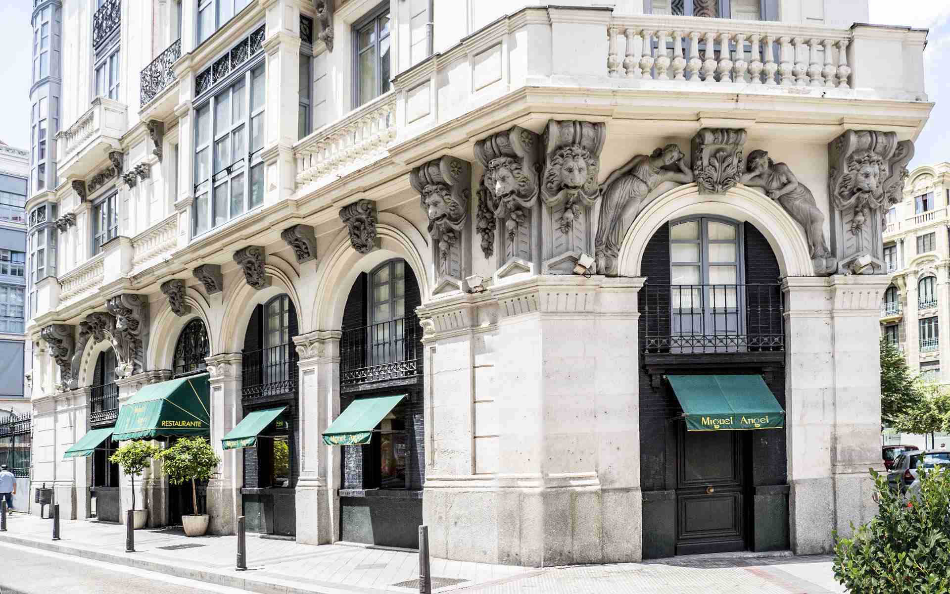 Calle Marina de Escobar, 4, Valladolid, Valladolid for sale Primary Photo- Image 1 of 11