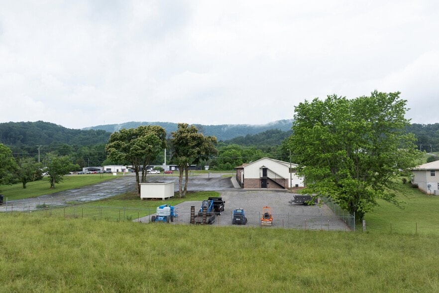 10022 Rutledge Pike, Knoxville, TN for sale - Building Photo - Image 2 of 29