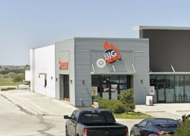 Plus de détails pour 9749 North Fwy, Fort Worth, TX - Commerce de détail à louer