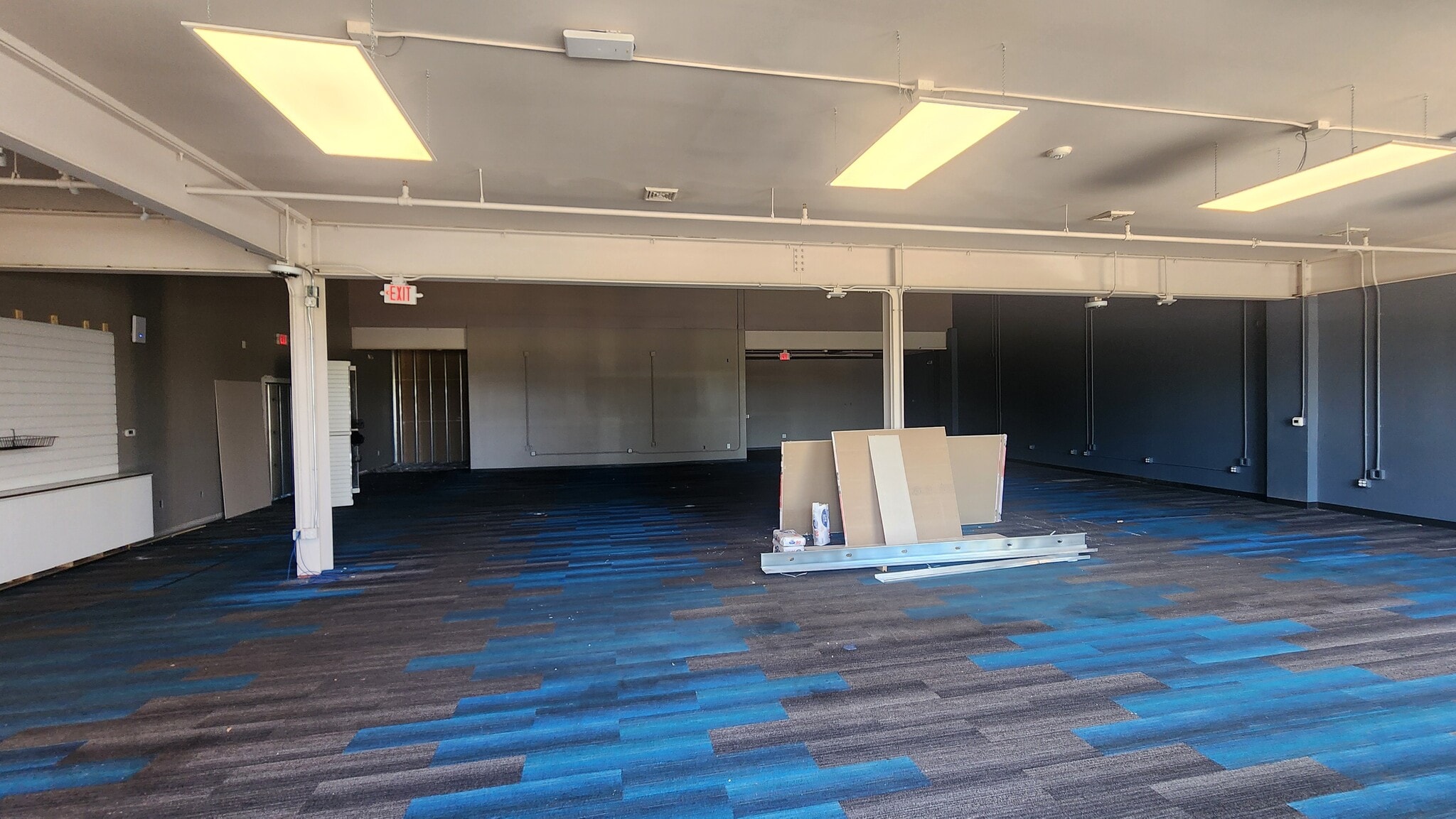 1609 landmark Dr, Cottage Grove, WI for lease Interior Photo- Image 1 of 3