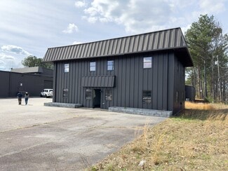 Plus de détails pour 3496 Peachtree Pky, Suwanee, GA - Industriel à louer