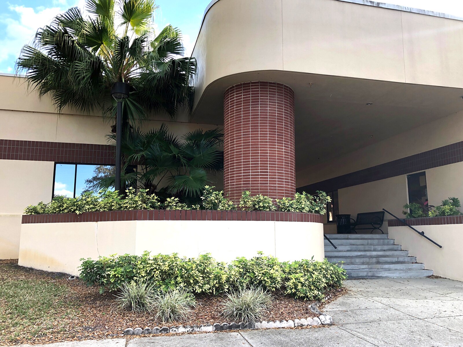 2454 N McMullen Booth Rd, Clearwater, FL à vendre Photo du bâtiment- Image 1 de 1