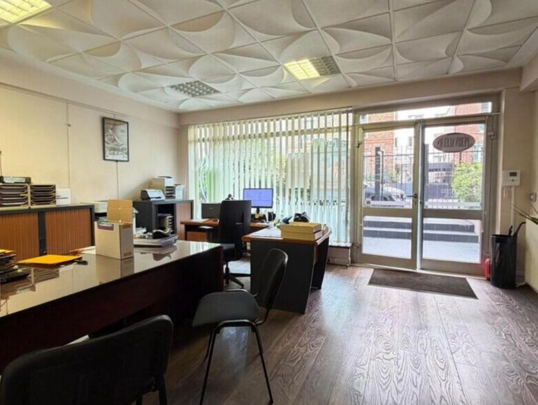 21 Boulevard De Picpus, Paris à louer - Photo du bâtiment - Image 2 de 8