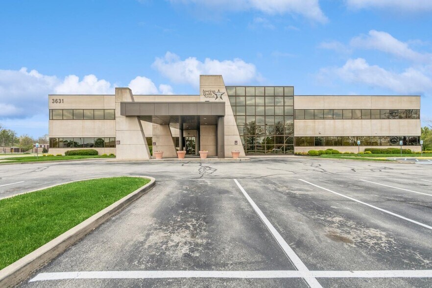 3631 N Morrison Rd, Muncie, IN à louer - Photo du bâtiment - Image 2 de 3