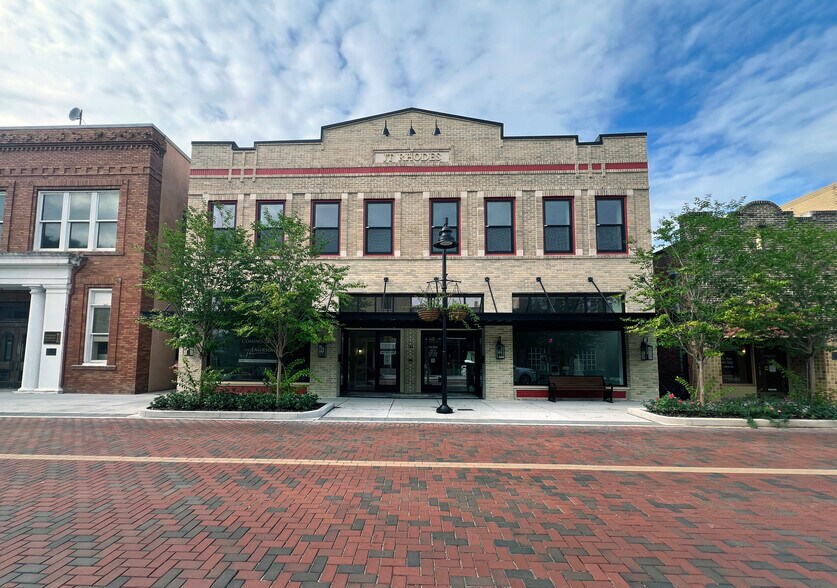 244 E Park Ave, Lake Wales, FL à vendre - Photo du bâtiment - Image 3 de 15