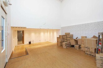 245 Onslow Dr, Glasgow for sale Interior Photo- Image 2 of 6