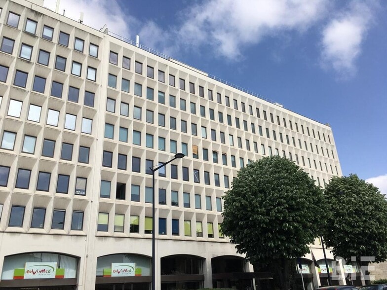 353 Boulevard Du Président Wilson, Bordeaux for lease - Building Photo - Image 2 of 10