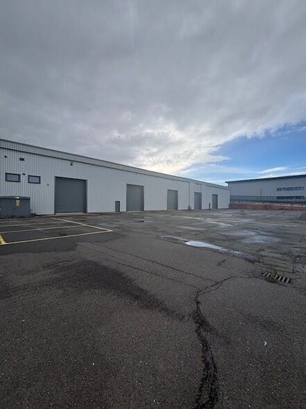 Canal Rd, Coventry for lease - Building Photo - Image 3 of 5