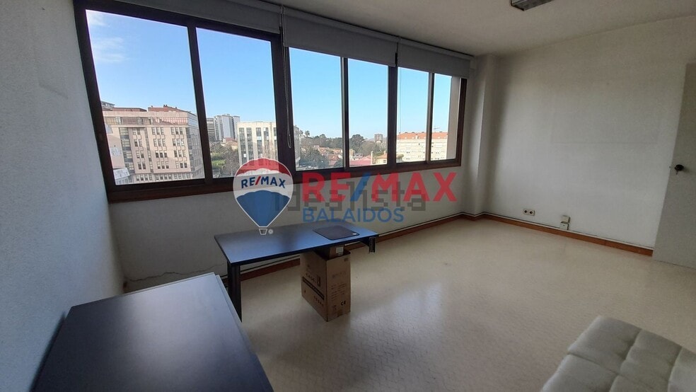Office in Vigo for lease - Interior Photo - Image 3 of 20