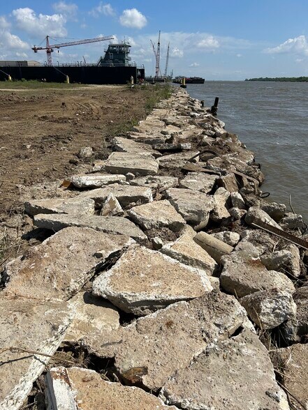 5848 Procter St, Port Arthur, TX à louer - Photo du bâtiment - Image 2 de 6