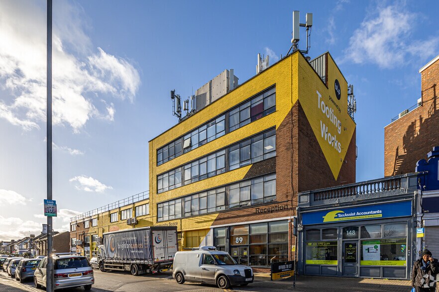 Bickersteth Rd, Londres à louer - Photo du bâtiment - Image 2 de 2