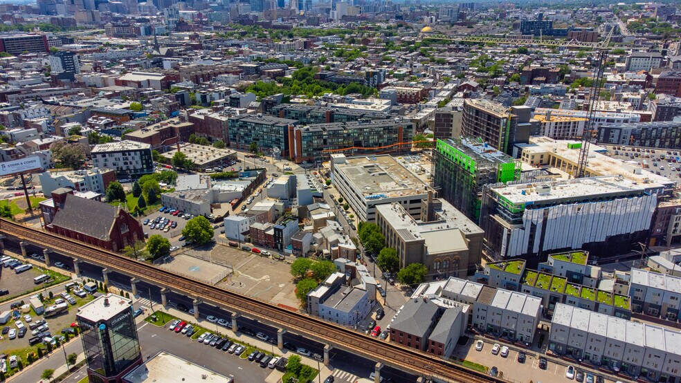 1068 N Front St, Philadelphia, PA for sale - Building Photo - Image 2 of 18