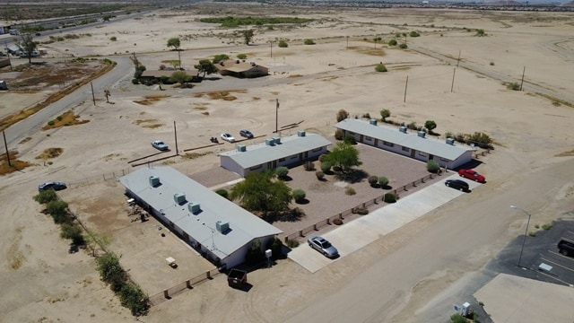 4220 N Granada Dr, Eloy, AZ à vendre - Photo du bâtiment - Image 1 de 9