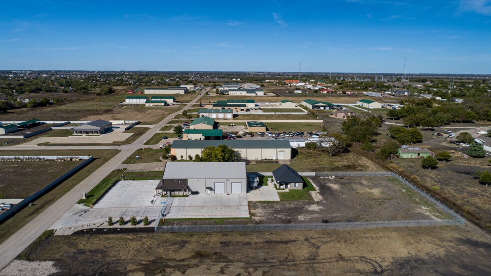 2924 Ruger Dr, Royse City, TX for lease - Primary Photo - Image 1 of 32