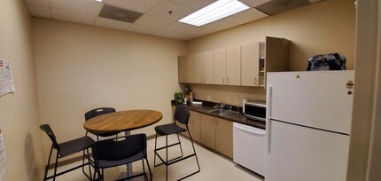 11220 Assett Loop, Manassas, VA for lease Interior Photo- Image 1 of 12