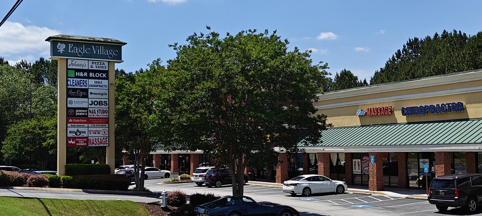 600-624 Eagles Landing Pky, Stockbridge, GA for lease - Building Photo - Image 2 of 10