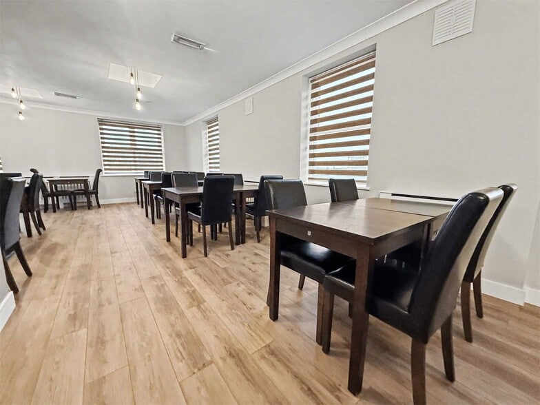 2 Sands Ln, North Frodingham for sale - Interior Photo - Image 3 of 12