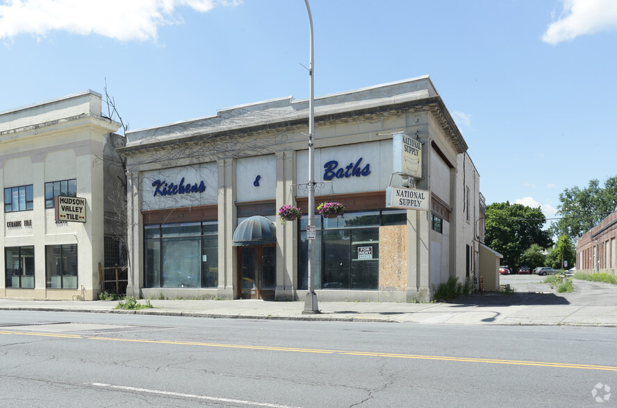 476 Central Ave, Albany, NY à vendre - Photo principale - Image 1 de 1