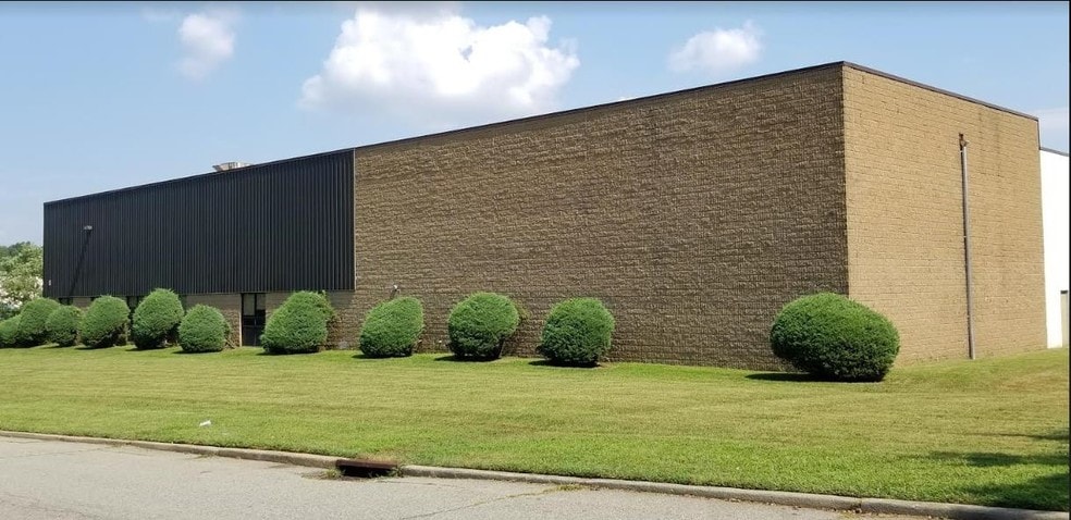 8 Progress St, Edison, NJ for lease - Building Photo - Image 3 of 7