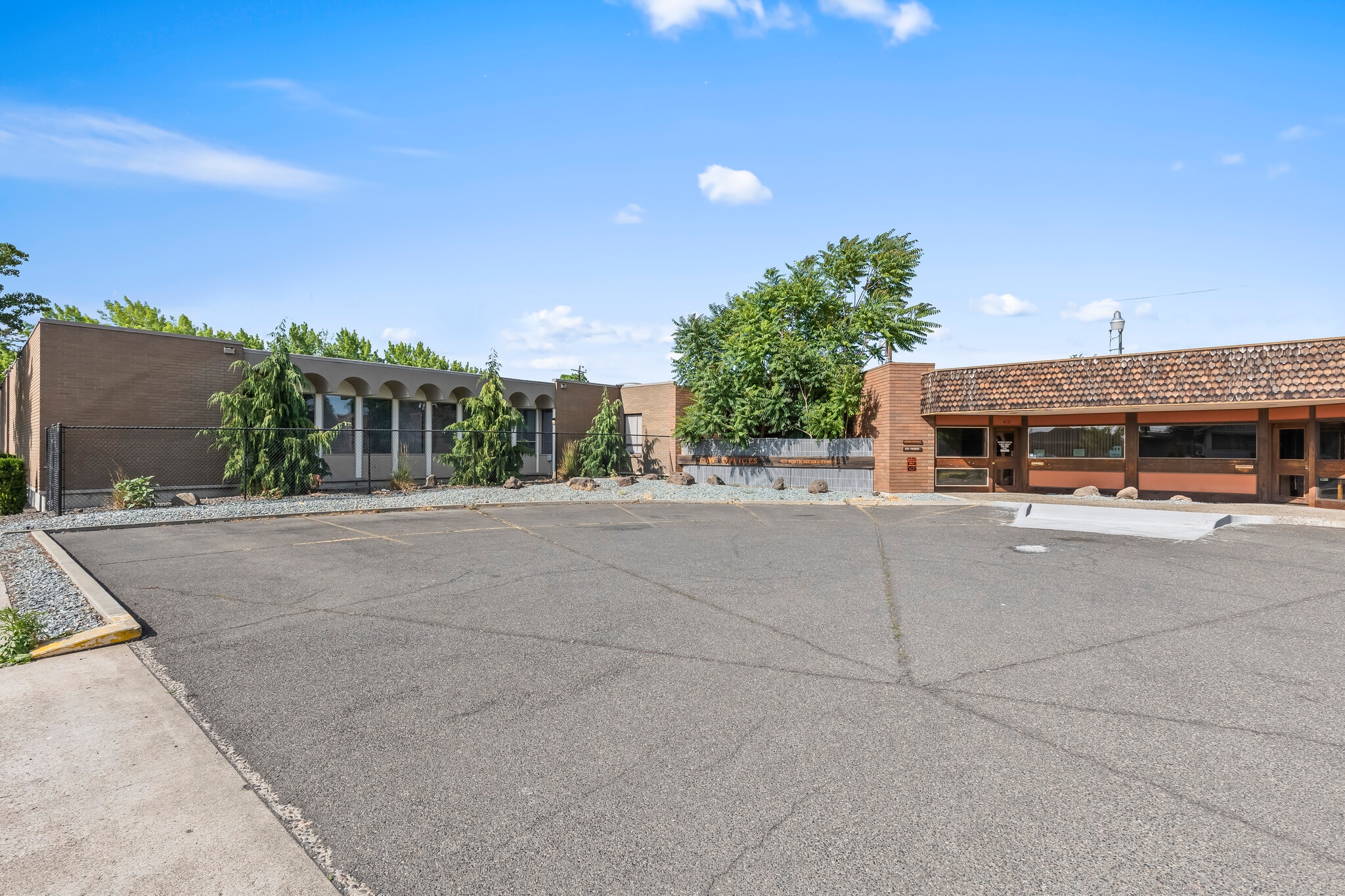 411-413 N 2nd St, Yakima, WA for sale Building Photo- Image 1 of 28