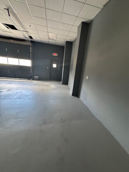 2695 Richmond Ter, Staten Island, NY for lease - Building Photo - Image 2 of 5