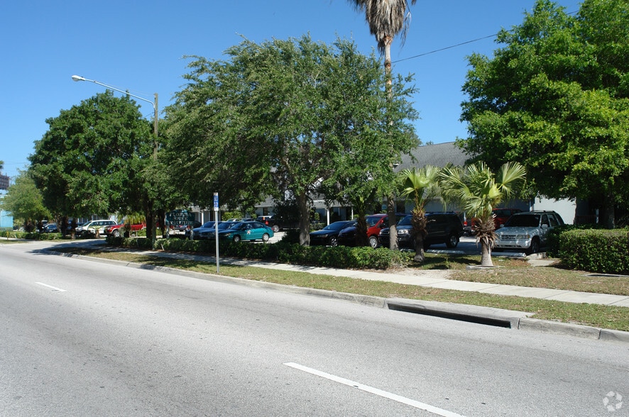 2250 Drew St, Clearwater, FL à vendre - Photo du bâtiment - Image 2 de 3