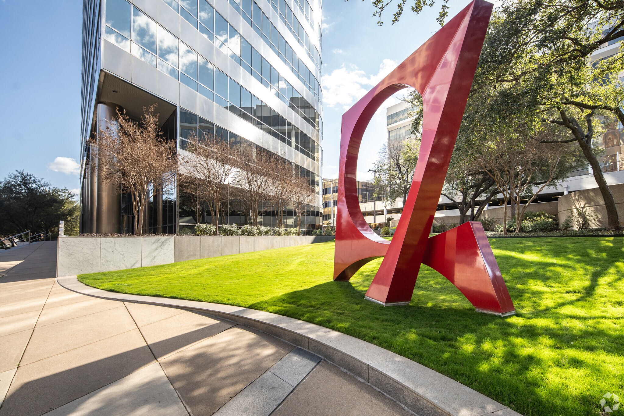 3333 Lee Pky, Dallas, TX for lease Building Photo- Image 1 of 26