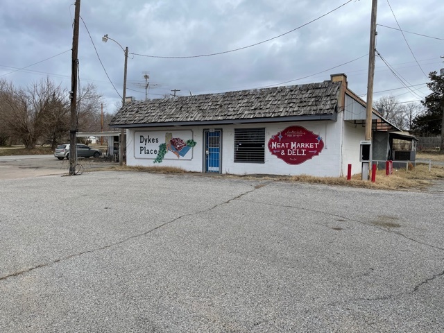 1101 S Chestnut St, Bristow, OK for sale - Building Photo - Image 1 of 1