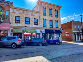 Joseph Naper Building - Downtown Naperville - Services immobiliers commerciaux