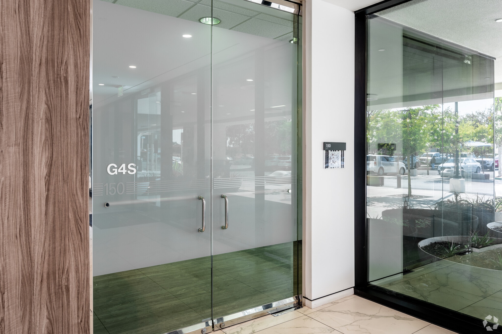 2300 E Katella Ave, Anaheim, CA à louer Photo intérieure- Image 1 de 12